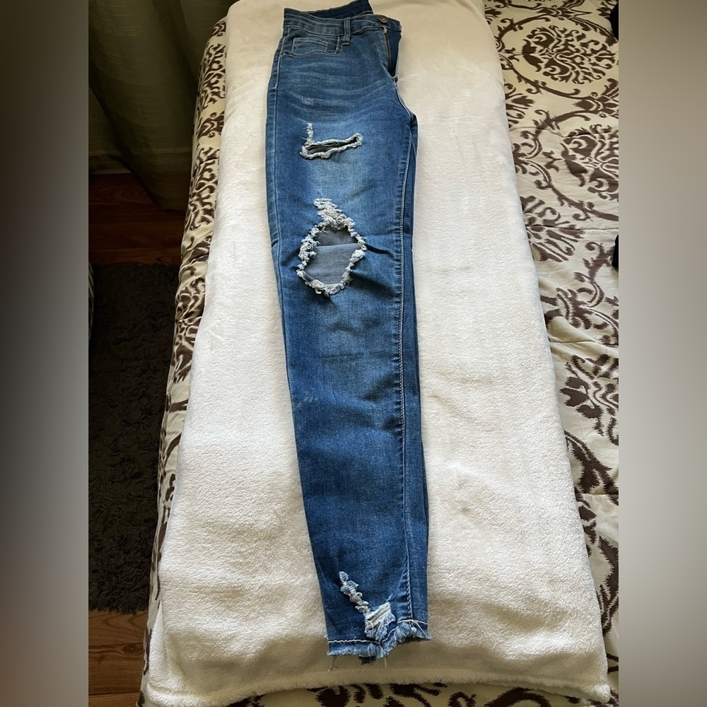 SHIEN high waisted distressed jeans - Picture 2 of 5